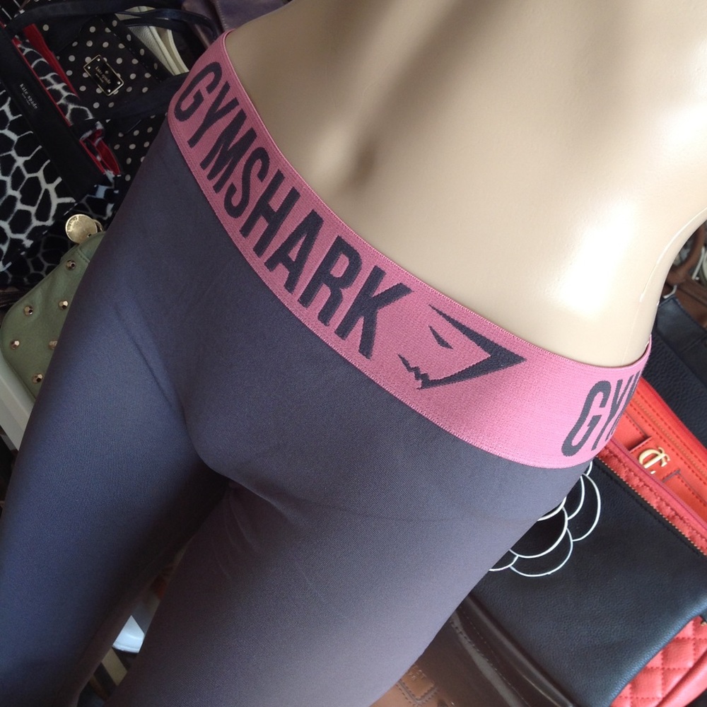 Gray seamless leggings pink logo on waist K020 - Picture 7 of 7